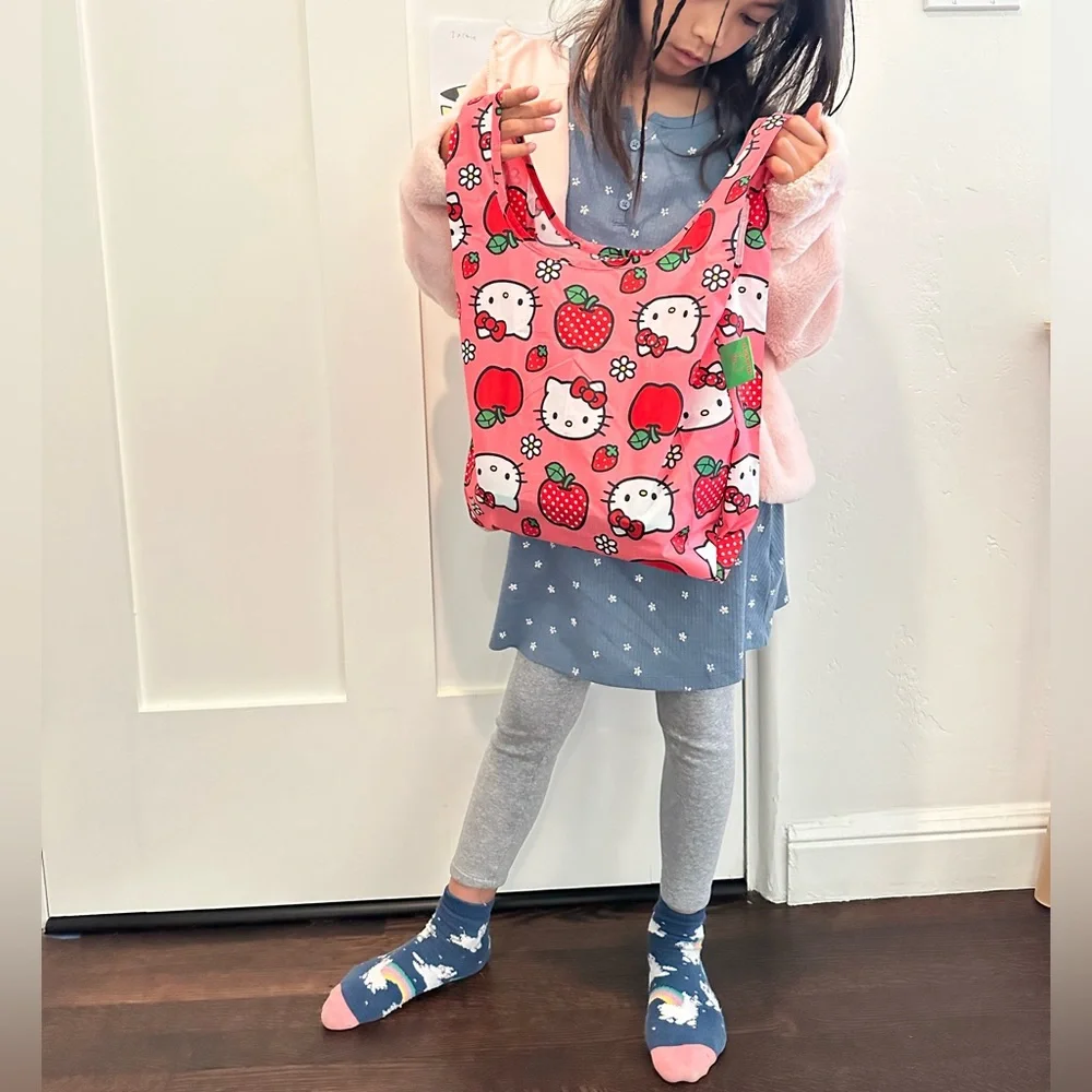 BAGGU BABY Hello Kitty Apple 🍎 Reusable Tote Bag - Picture 2 of 6